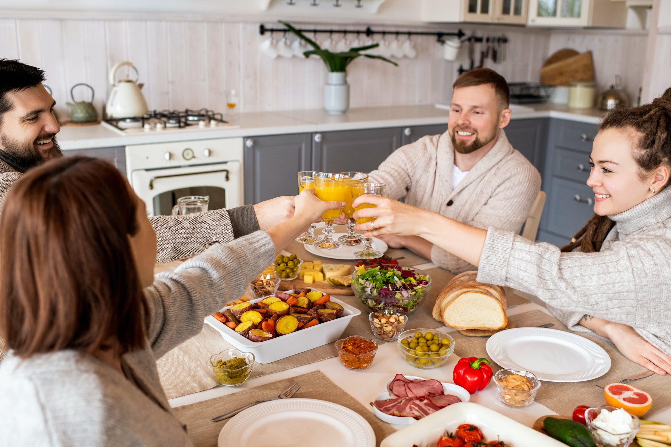 5 Strategies to Avoid Fights at Thanksgiving